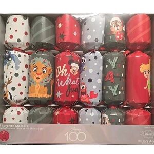 Disney Pixar 6-Pack Surprise Party Crackers With Socks Mickey Nemo Lion King New